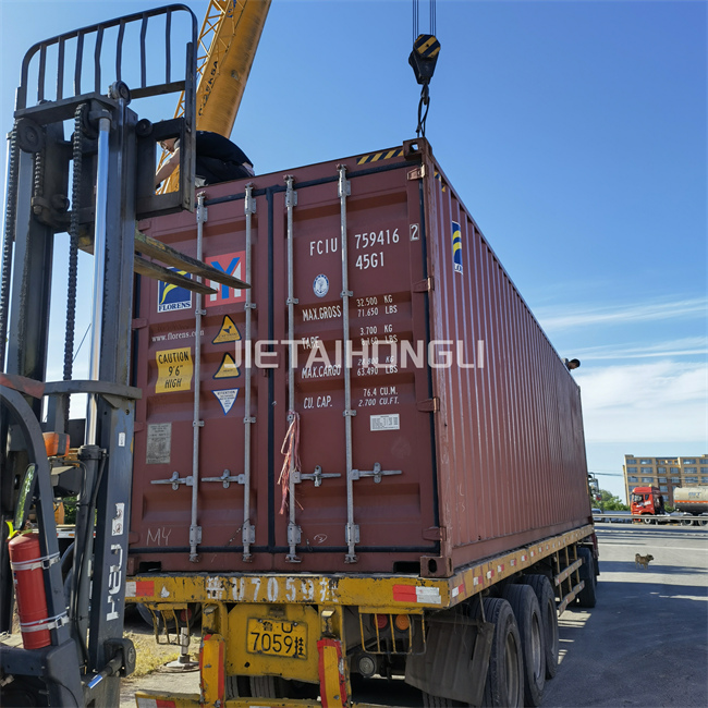 ابزار حفاری، به عنوان لوازم جانبی مهم برای دستگاه های حفاری چرخشی، در فروش است. 6